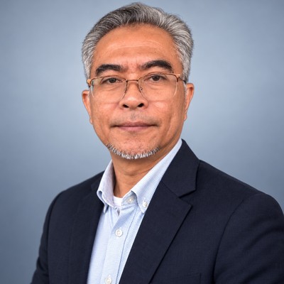 Izam Nawi Ghazali, Managing Director